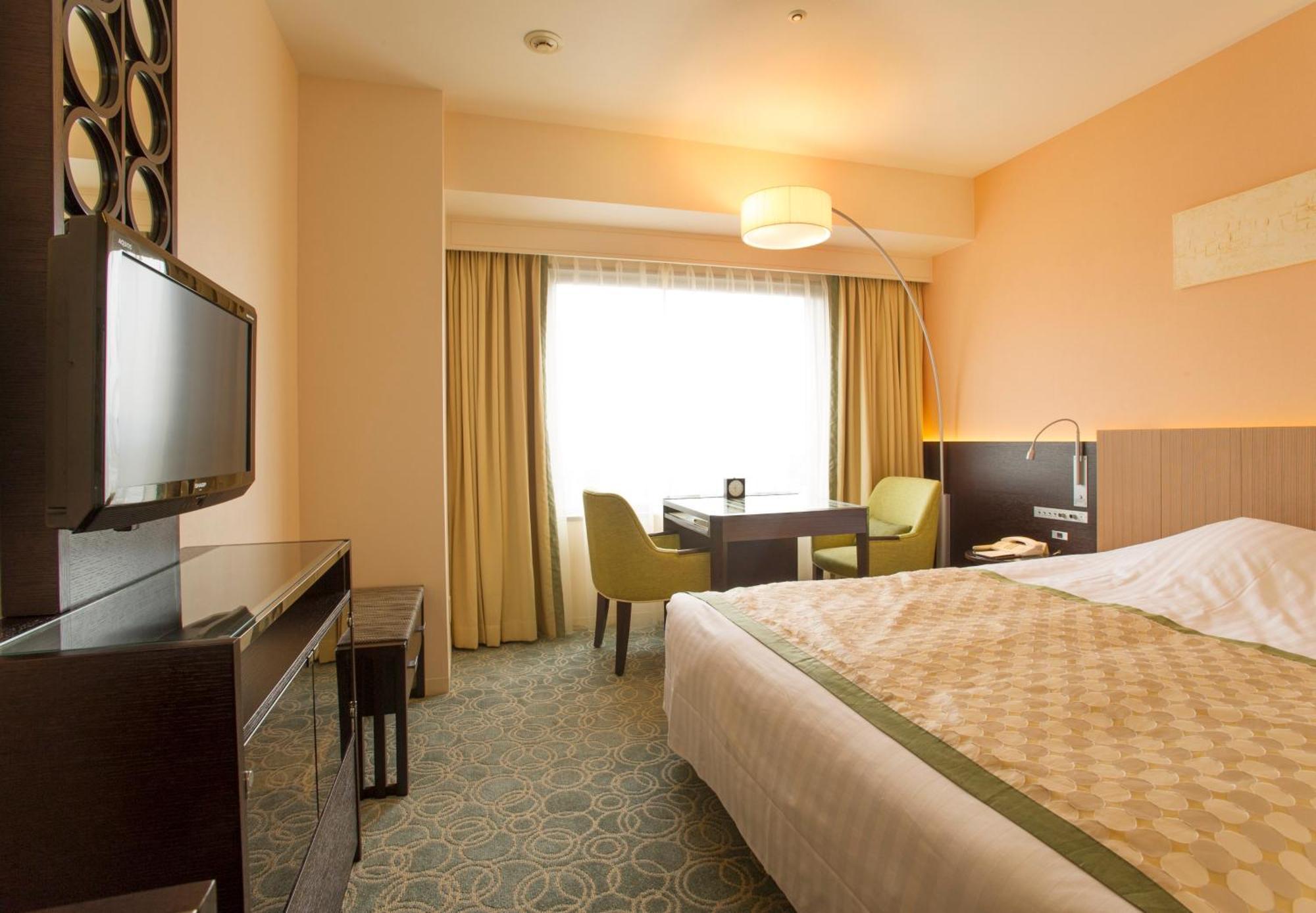 Jr Hotel Clement Tokushima Exterior photo